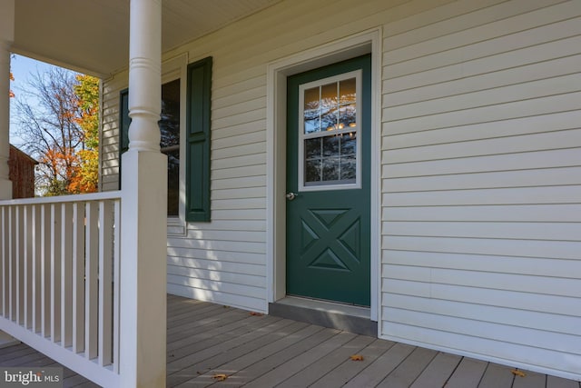 438 Green Spring Rd, York, PA 17403 - entrance to property with covered porch
