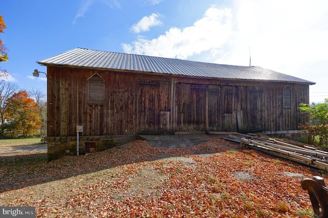 view of outdoor structure