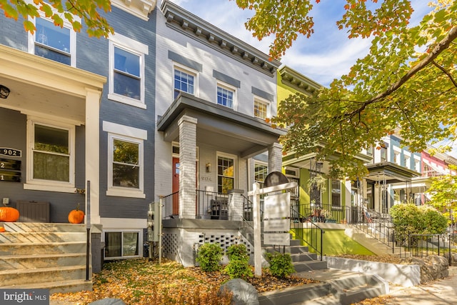 exterior space with a porch