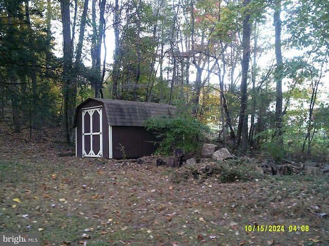 view of outdoor structure