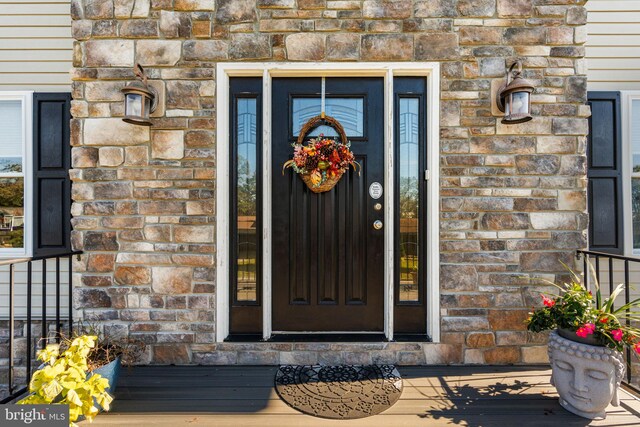 view of property entrance