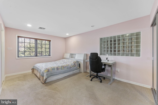 view of carpeted bedroom