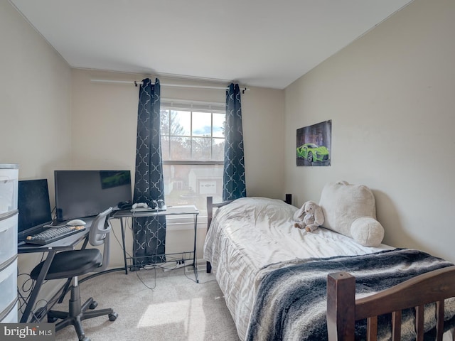 9321 Linhurst Dr, Clinton, MD 20735 - carpeted bedroom with a desk