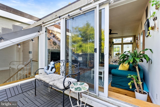 view of sunroom / solarium