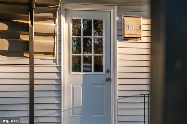 view of property entrance