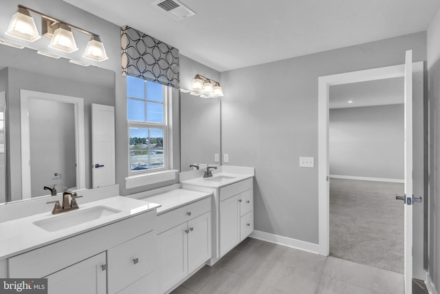 bathroom with vanity