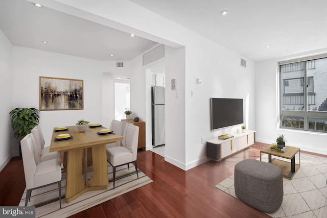 living room with wood-type flooring