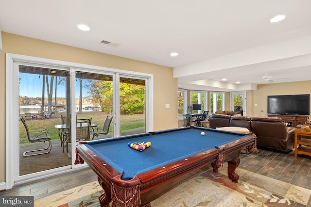 recreation room featuring ceiling fan, wood-type flooring, and billiards