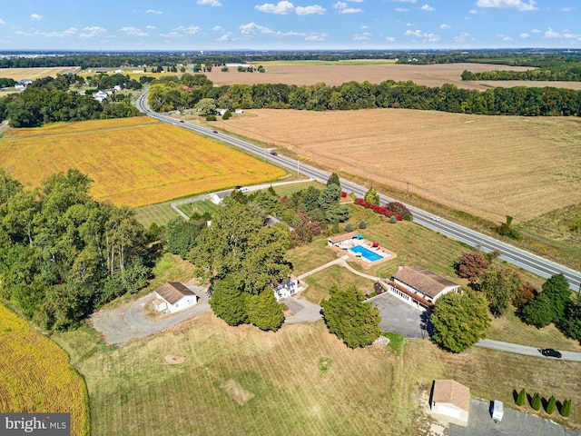 birds eye view of property featuring a rural view