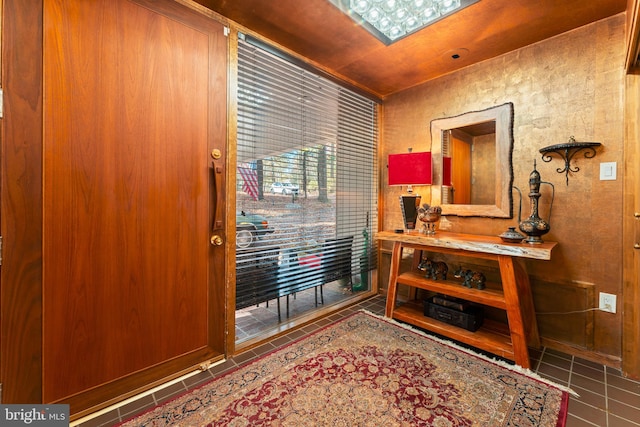 view of tiled foyer entrance