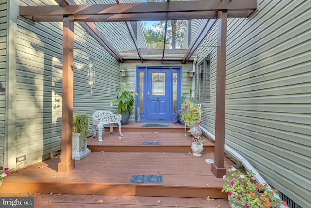 view of property entrance