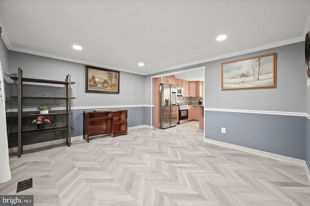 living area featuring a textured ceiling, light parquet floors, and ornamental molding