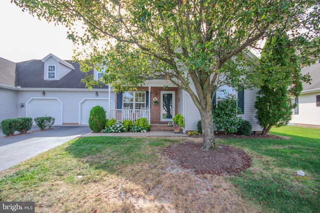 view of front of home with a front lawn