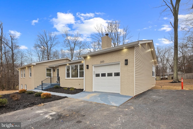 view of front facade with a garage