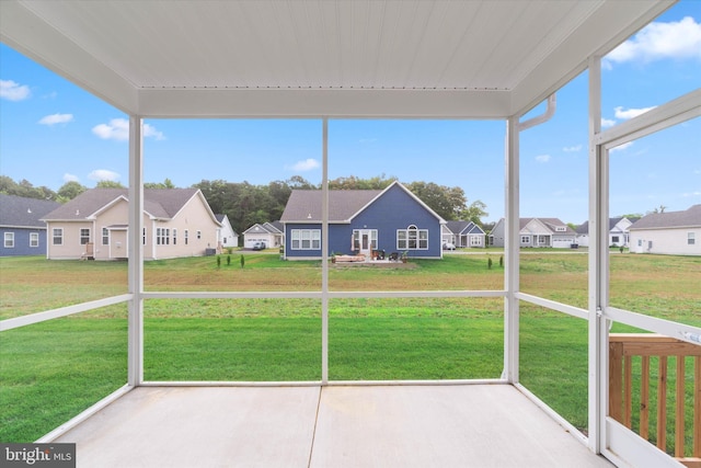 view of unfurnished sunroom