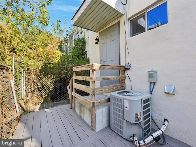 deck with central AC unit