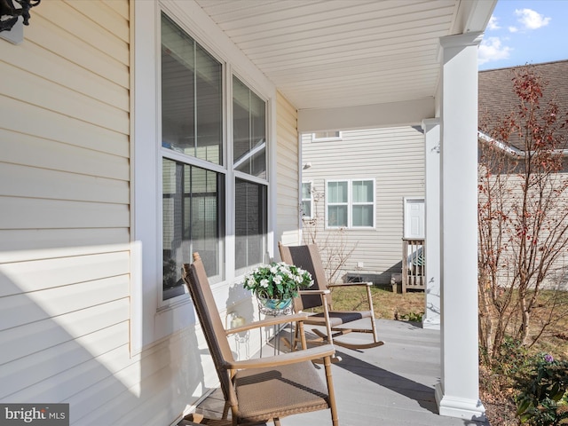 view of patio / terrace with covered porch