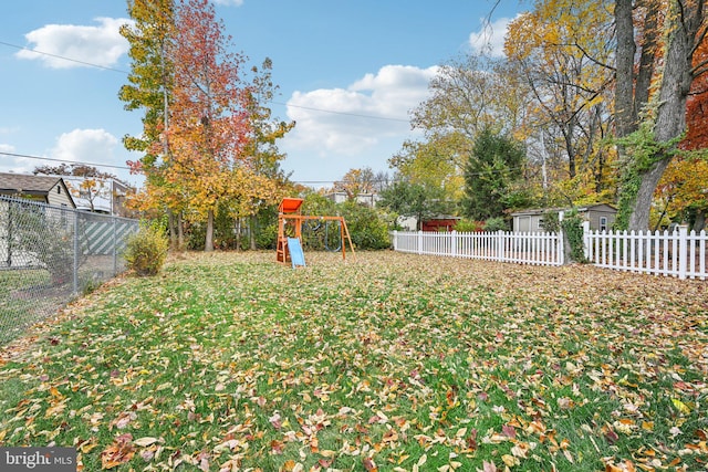 view of yard featuring a playground