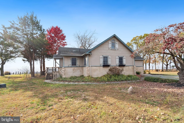 exterior space featuring a yard