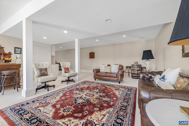 living room with carpet