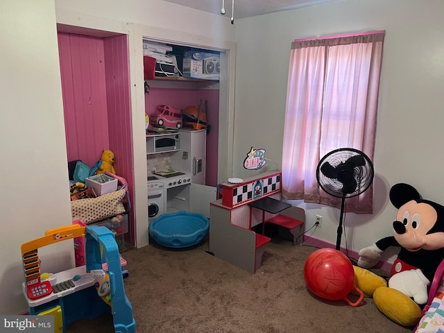 game room with carpet floors