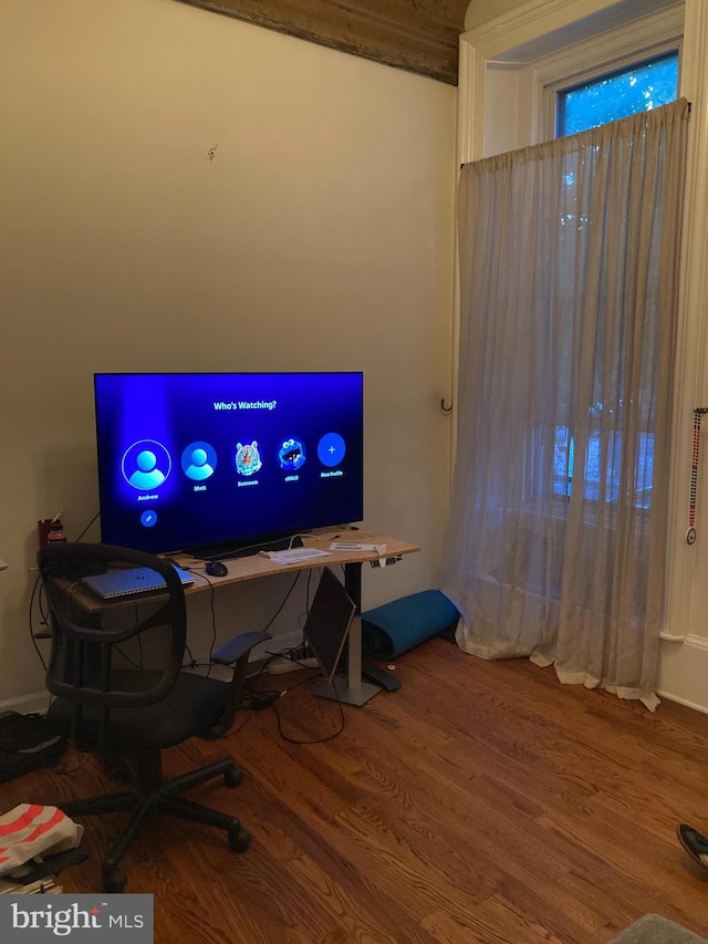 office area with hardwood / wood-style flooring