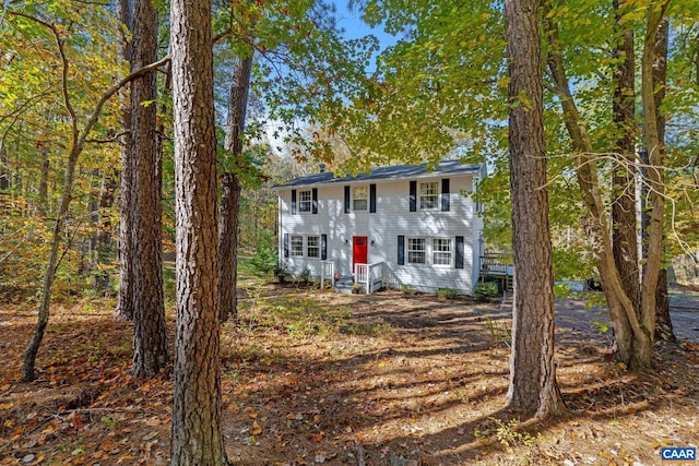 view of colonial inspired home