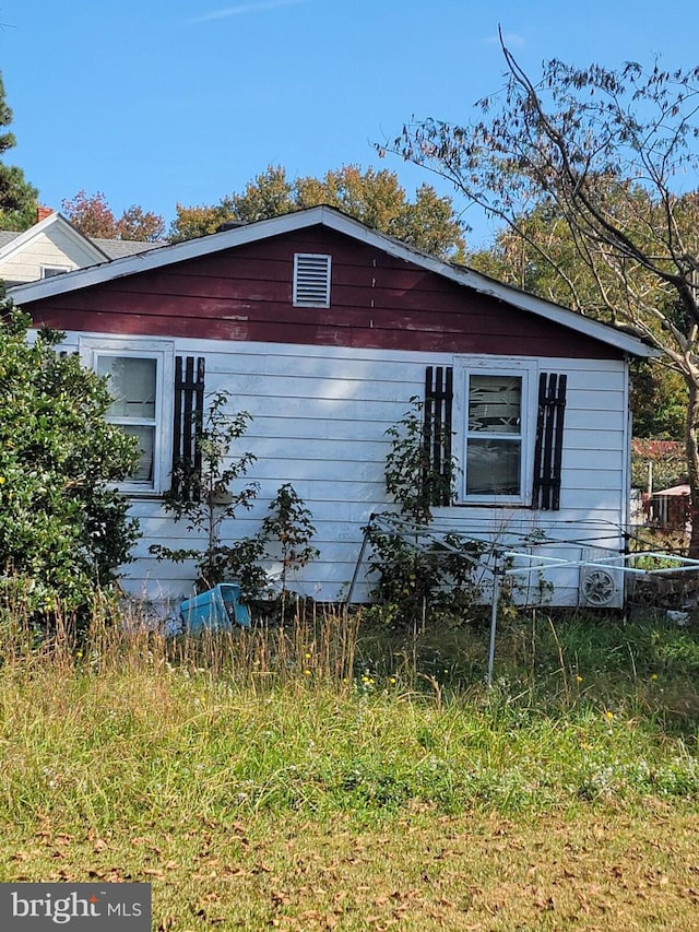 view of side of property