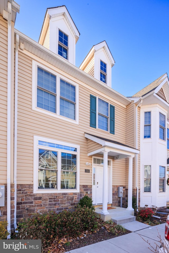 view of townhome / multi-family property