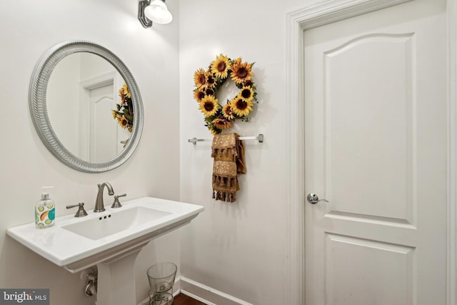 708 Church Rd S, Upper Marlboro, MD 20774 - bathroom featuring a sink