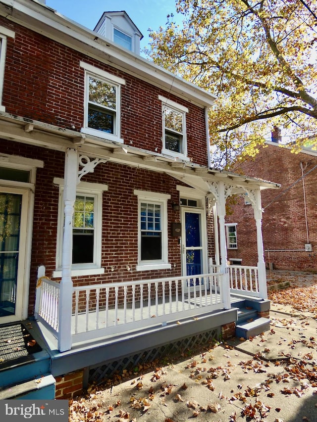 exterior space with a porch