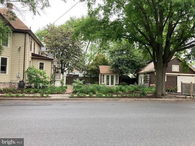 view of front of house