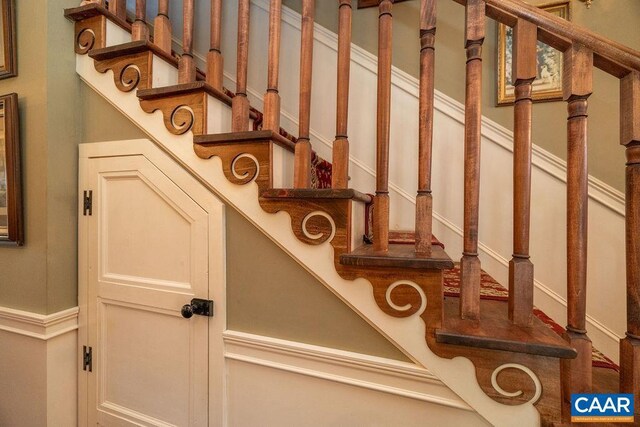2004 Seven Meadows Ln, Appomattox, VA 24522 - view of stairs