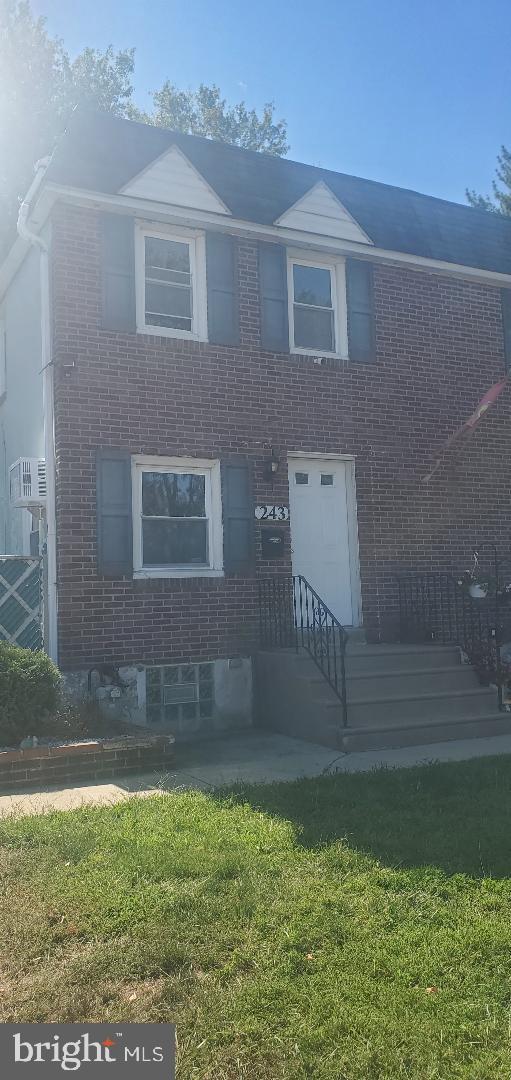 243 Derwood Dr, Woodlyn PA, 19094, 3 bedrooms, 1 bath townhouse for sale