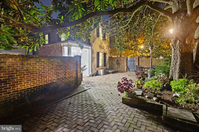 view of yard with a patio area