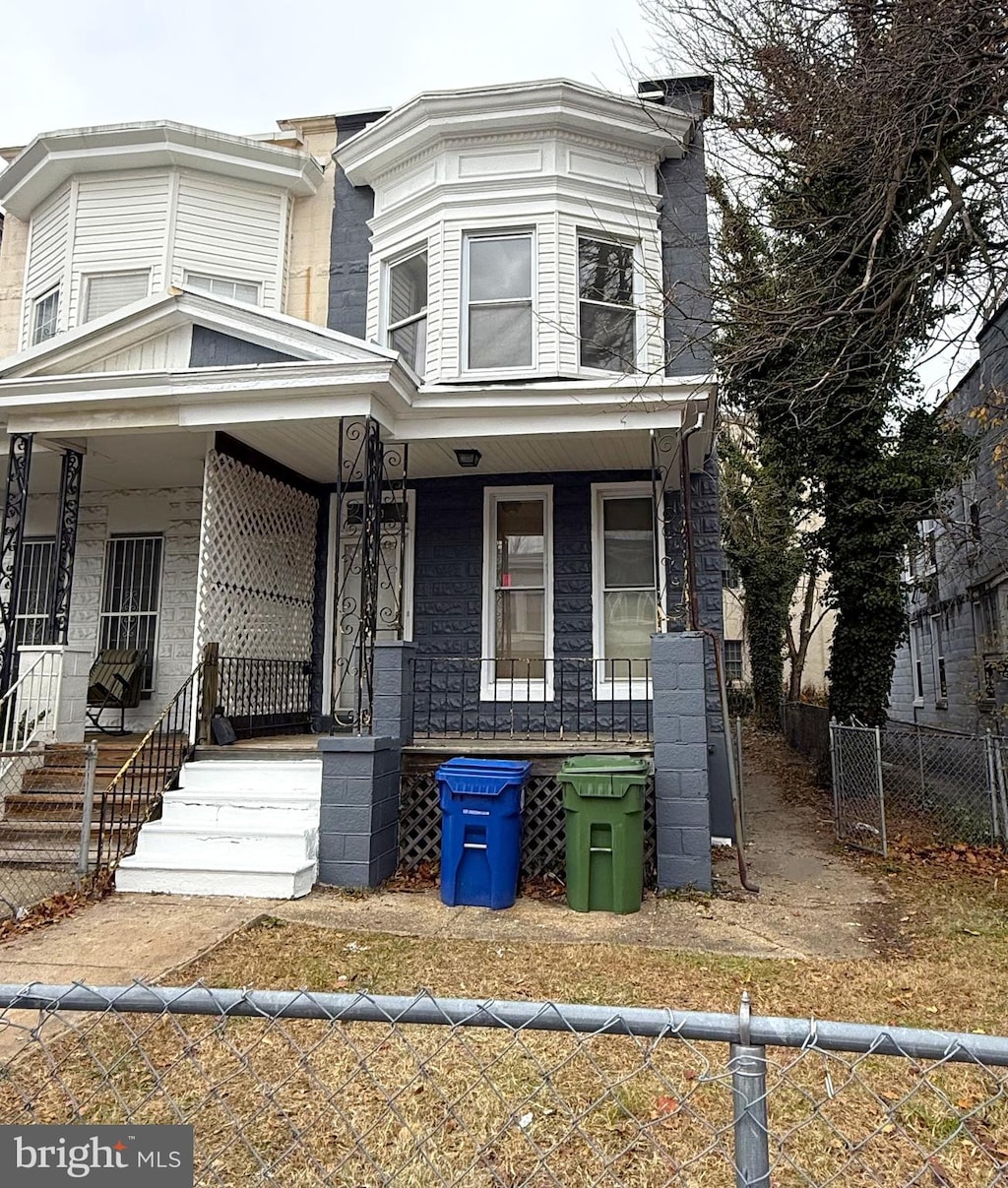 view of front of property with a porch