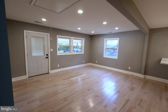 empty room featuring light hardwood / wood-style flooring