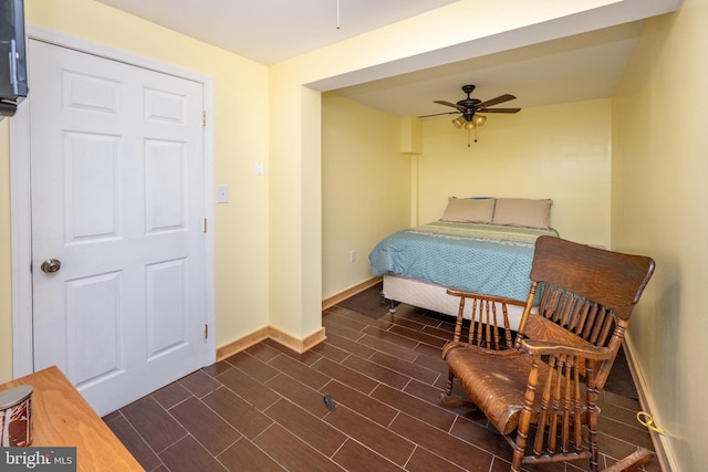 bedroom featuring ceiling fan