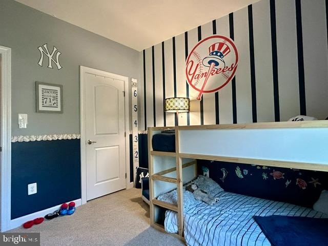 bedroom with carpet flooring