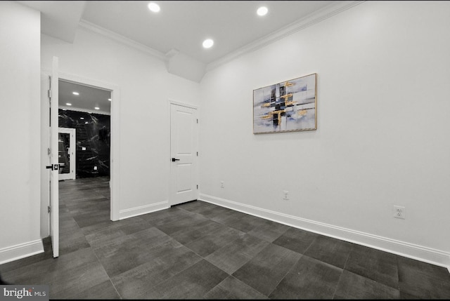 empty room with crown molding