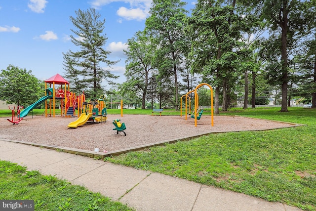 view of play area featuring a yard