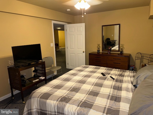 bedroom featuring carpet and ceiling fan