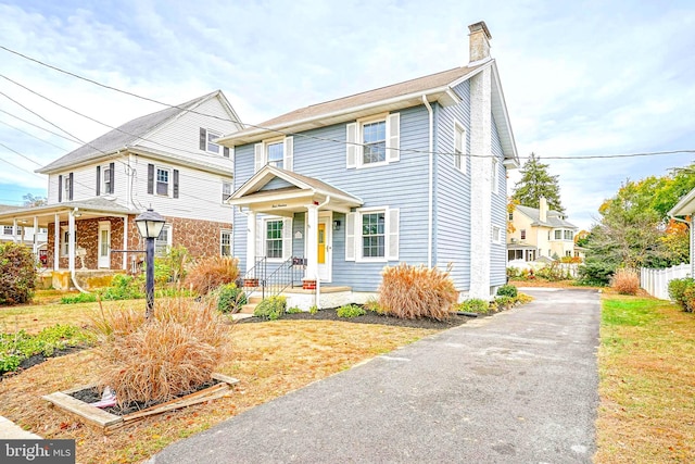 view of front of property with covered porch