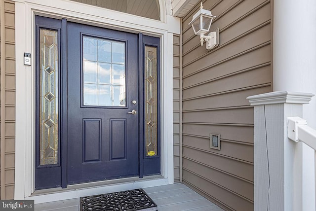 view of property entrance