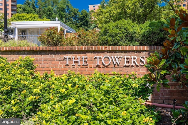 4201 Cathedral Ave NW Unit T10E, Washington, DC 20016 - view of community / neighborhood sign