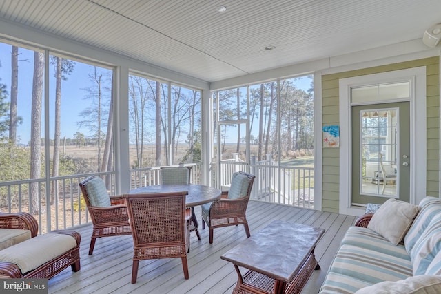 view of sunroom / solarium