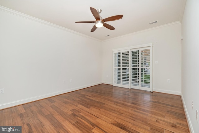 unfurnished room featuring ornamental molding, wood-type flooring, and ceiling fan