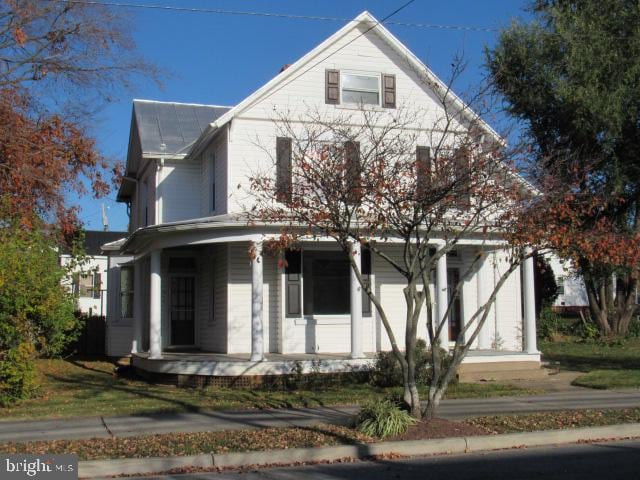 view of front of home with a porch