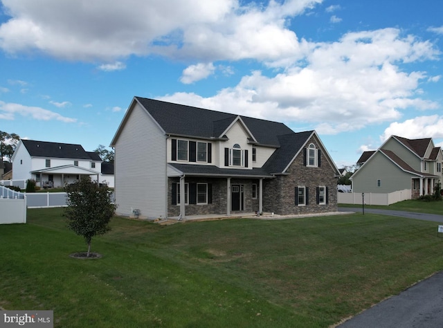 view of front of property with a front yard