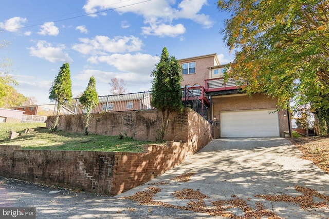 view of front of home featuring a garage